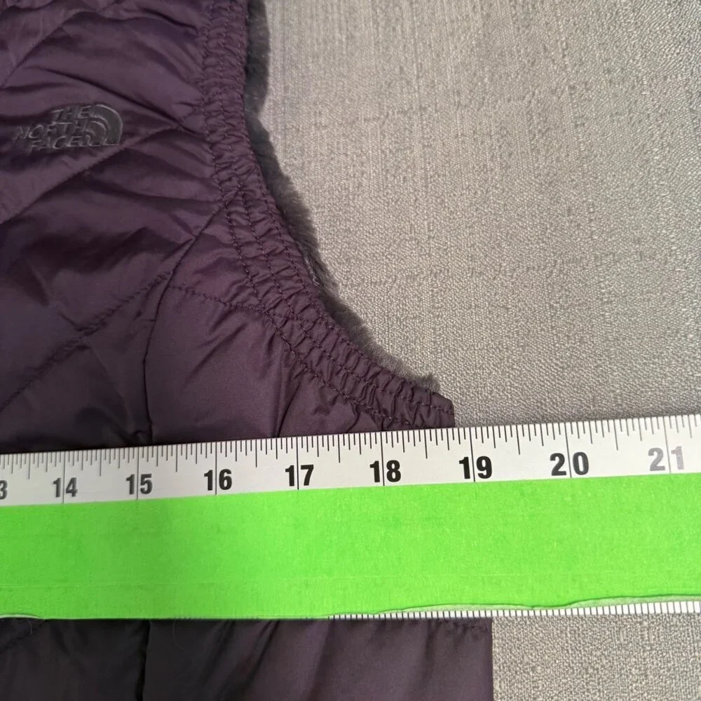 The North Face Mossbud Reversible Faux Fur Lined Vest Medium Purple Athleisure - Picture 12 of 15